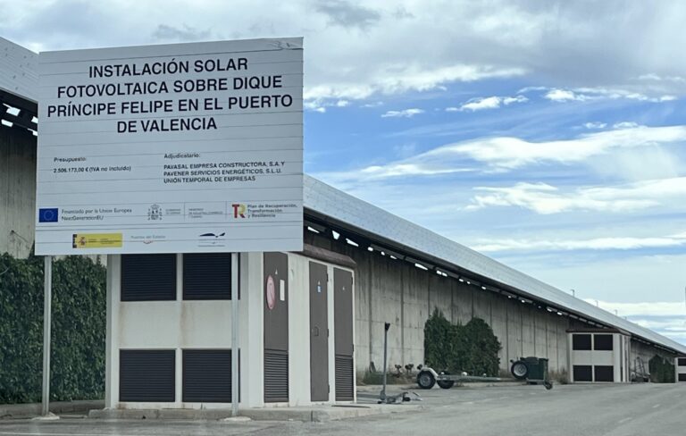 Las placas solares del Puerto de Valencia generarán el 22% de la energía que consume